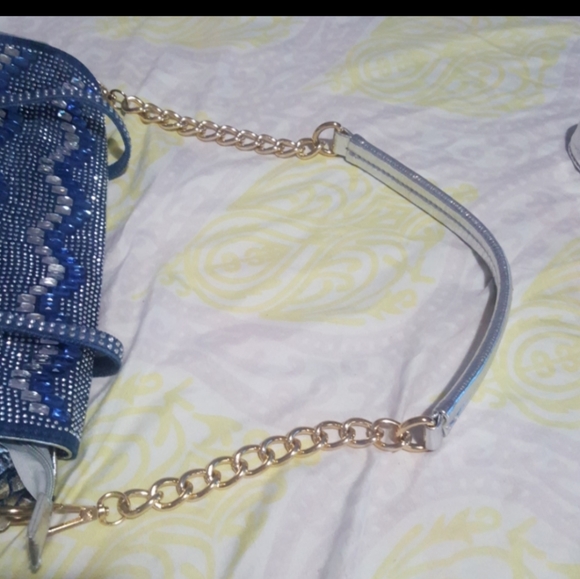 Handbag - Picture 12 of 15